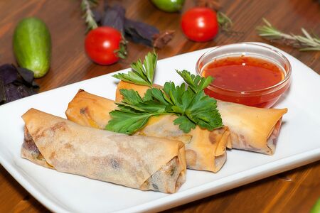 Спринг-ролл с овощами