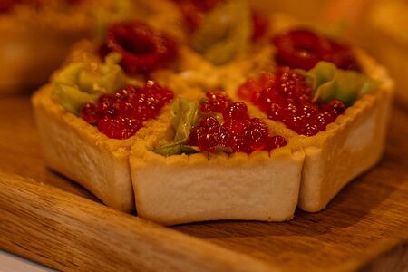 Тарталетки Ассорти с рыбной икрой