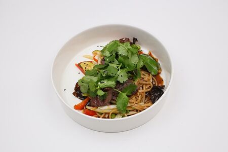 Вок с говядиной