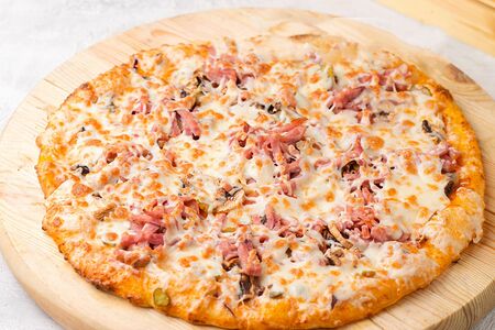 Пицца Русская