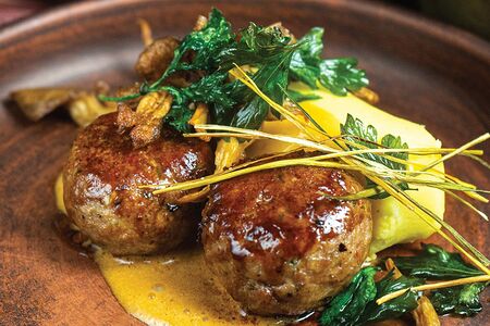 Котлеты из мяса кабана