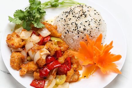 Курица в кисло-сладком соусе