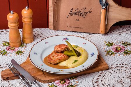 Куриные котлеты с пюре