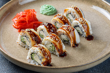 Ролл Филадельфия с угрем