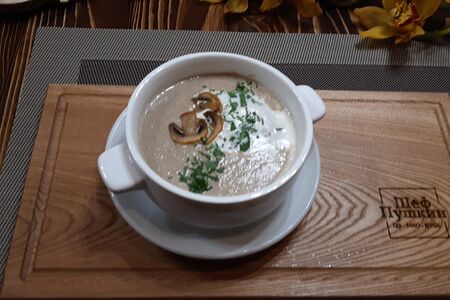 Крем-суп из лесных грибов