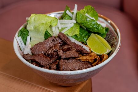 Вок с говядиной