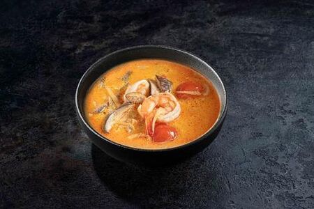 Том-ям и порция риса