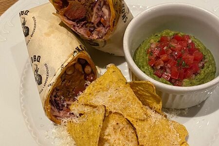 BBQ-буррито с брискетом