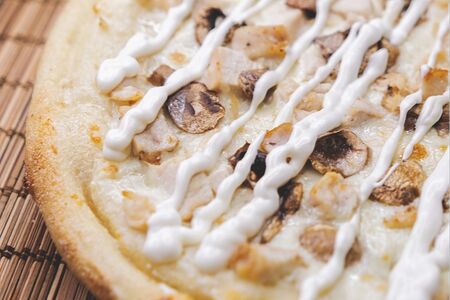 Курица и грибы