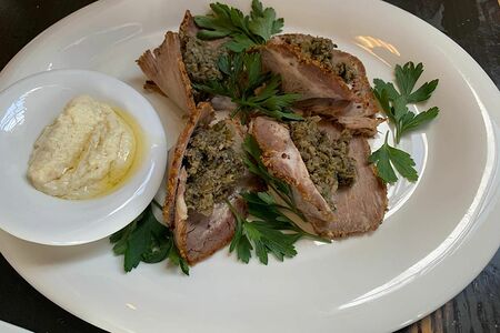 Буженина с грибной икрой