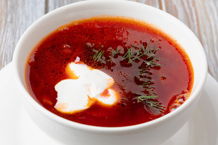 Борщ со сметаной