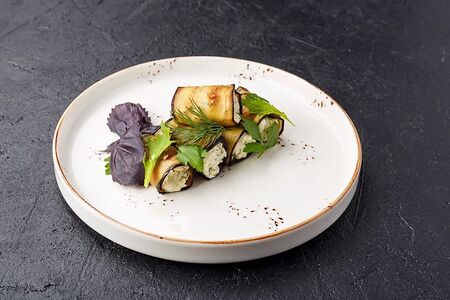 Рулетики из баклажанов или ветчины