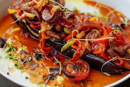 Баклажан с молодой телятиной