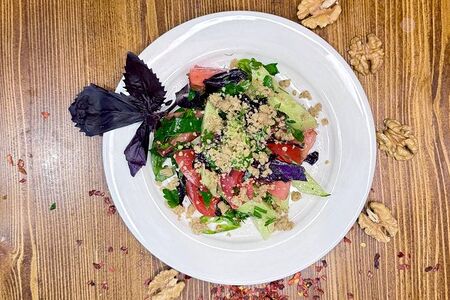 Овощной салат по-грузински