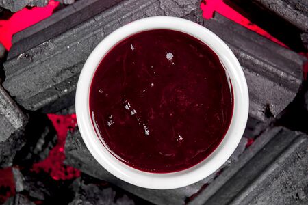 Из чёрной смородины