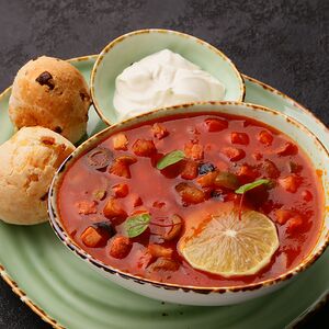 Суп дня: солянка мясная