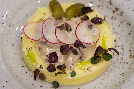 Бефстроганов с картофельным пюре