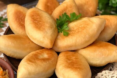 Пирожок с капустой