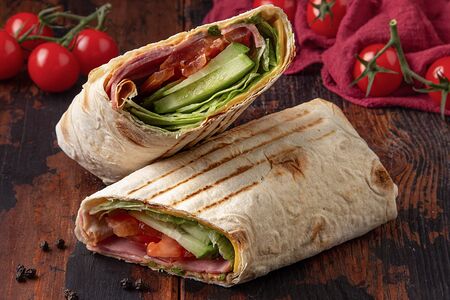 Бурум с ветчиной и сыром