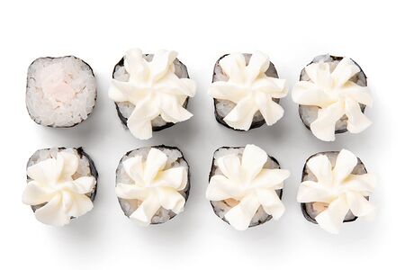 Мини-ролл с курицей и сыром