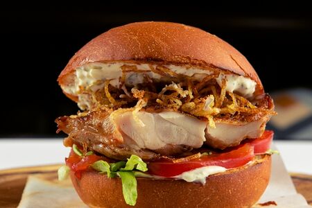 Бургер Горячая цыпа