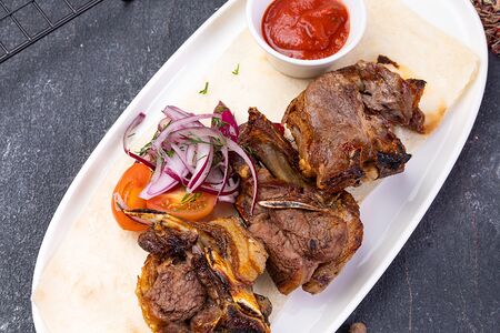 Шашлык из баранины на кости