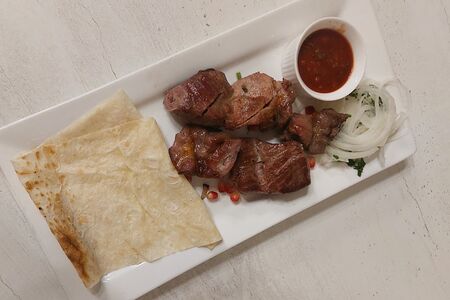 Шашлык из cвинoй шейки