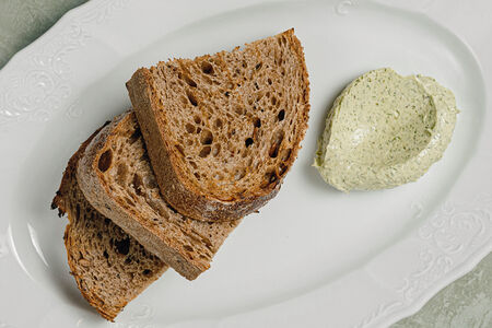 Домашний хлеб, масло