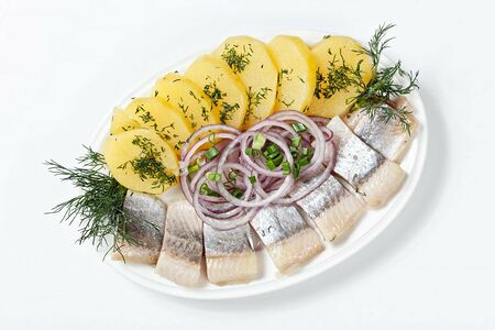 Сельдь малосольная