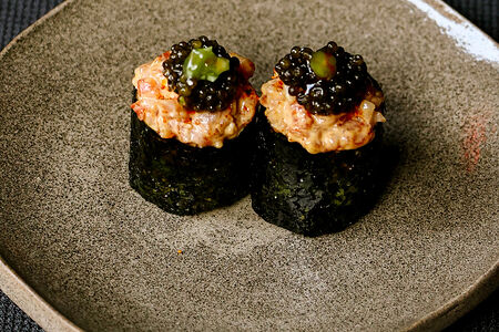 Гункан Вагю и соус хо