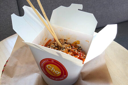 Лапша с куриным филе в соусе терияки