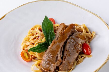 Паста с брискетом