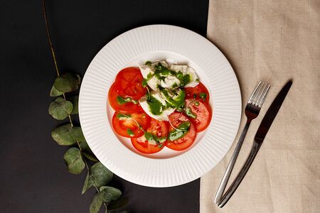 Капрезе* сезонное блюдо