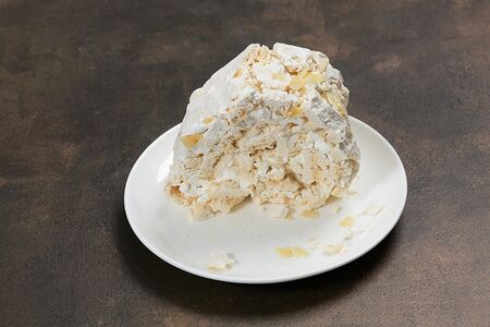 Меренговый рулет классический