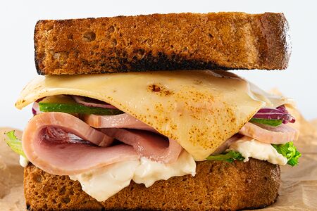 Сэндвич с тамбовским окороком