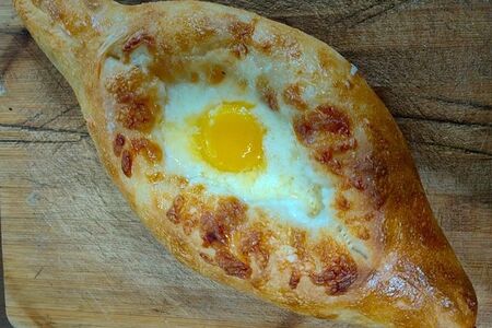 Хачапури по-аджарски