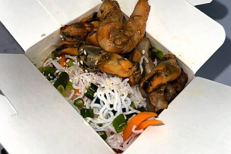 Фунчоза с морепродуктами