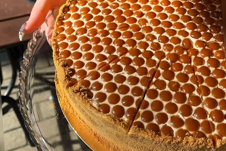 Медовик с карамелью