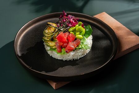 Поке Tower с тунцом