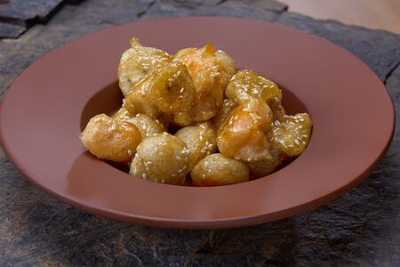 Фрукты в карамели