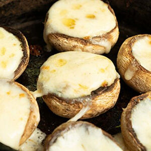 Запечённые грибы с сыром