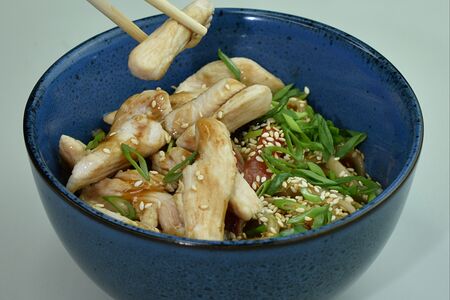 Вок с курицей