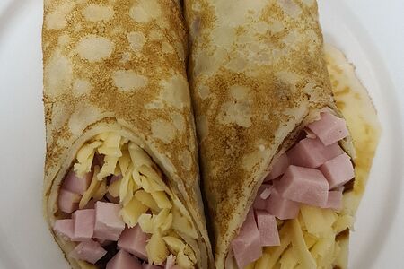 Блинчик с ветчиной и сыром