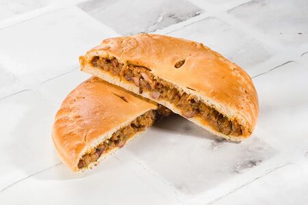 Том ям с щупальцами кальмара