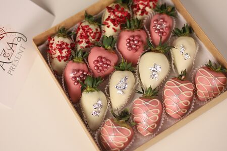 Клубничный бокс Адель