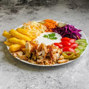 Шаверма на тарелке