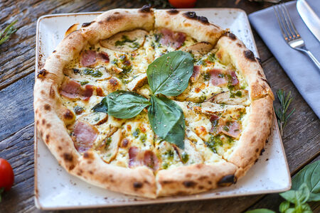 Прошутто Фунги