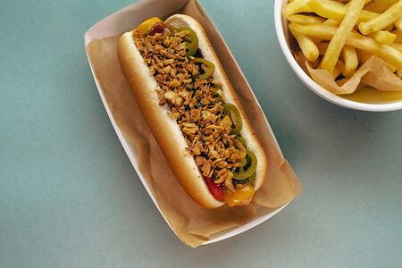 Ход-дог с маринованным перцем