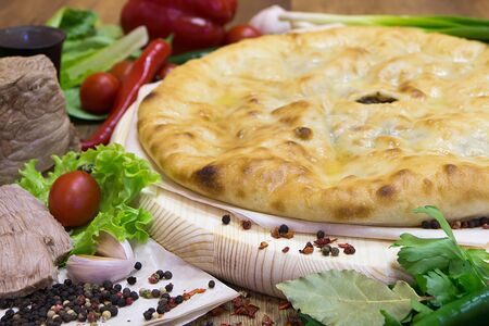 Пирог с мясом и сыром