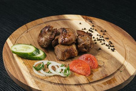 Мякоть баранины на углях